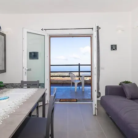 Trilocale Vista Mare Ft4