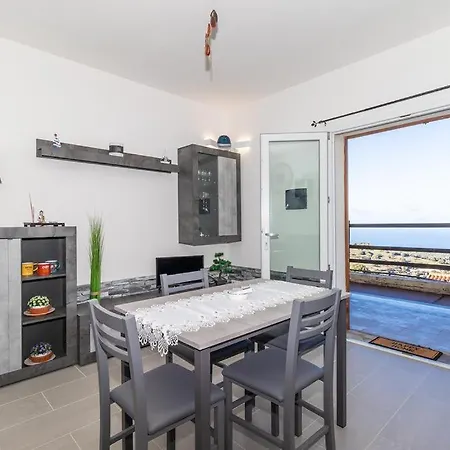 Trilocale Vista Mare Ft4 *